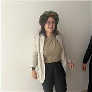 Insegnante di storia, sono laureata in archeologia classica